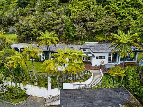570 Stokes Valley Road, Stokes Valley