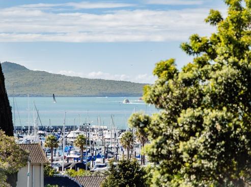 19 Endymion Place, Half Moon Bay