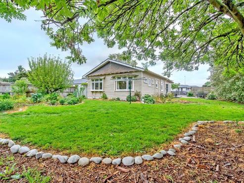 135B High Street, Southbridge
