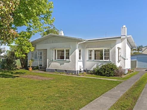 102 Hall Street, Whataupoko