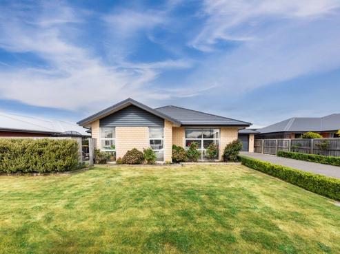 6 Rosario Place, Aidanfield