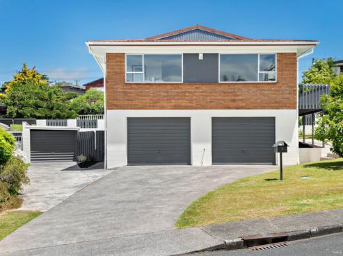 11 Nui Mana Place, Te Atatu South