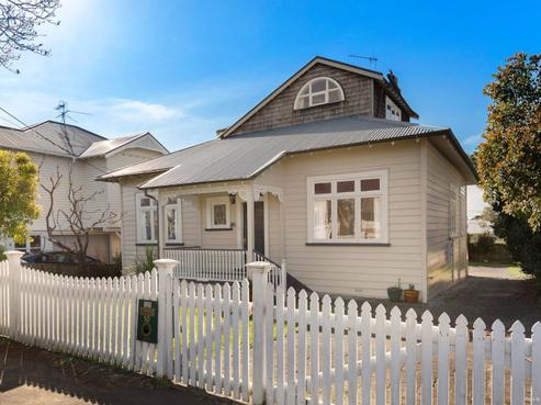 10 Allenby Avenue, Devonport