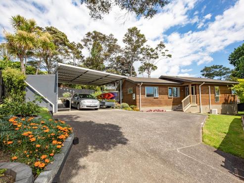 20A Dolbear Street, Titirangi