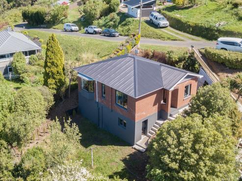 20 Ocean View Road, Ravensbourne