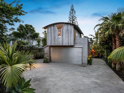 160 Aberdeen Road, Campbells Bay