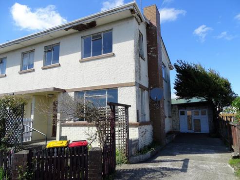 1/145 Esk Street, Invercargill