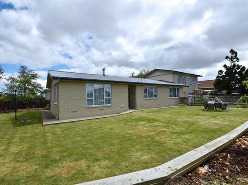 70 Christina Street, Strathern