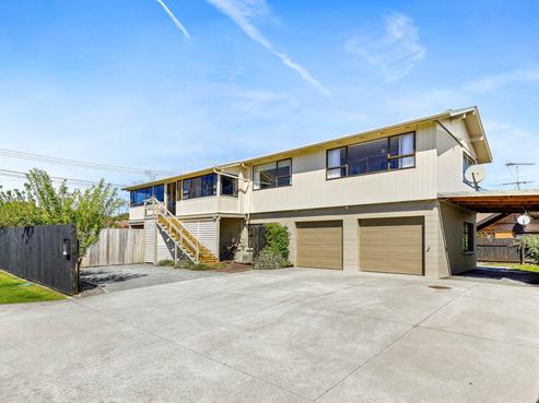 1 Nukumea Common, Orewa
