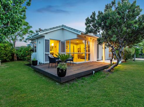 17 Tui Street, Point Chevalier