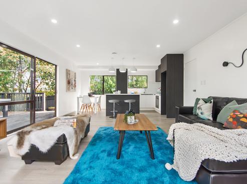 35 Wallace Road, Ranui