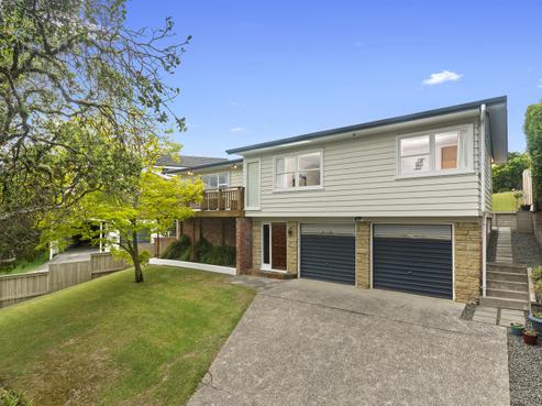 138 Tiroroa Avenue, Te Atatu South