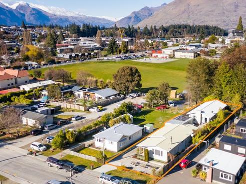 30 Hamilton Road, Queenstown Central