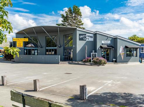 1 The Centre, Waipu