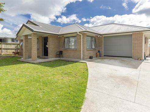 1 Frank Hewitt Street, Pukekohe