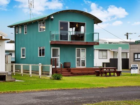 26 Third Avenue, Urenui