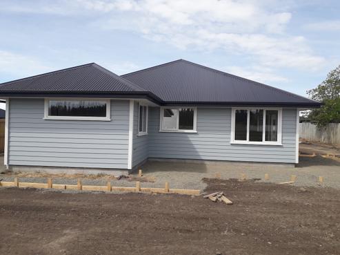 7 Johnson Avenue, Amberley