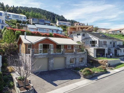106 Panorama Terrace, Queenstown Central