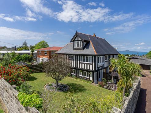 12 Law Street, Torbay