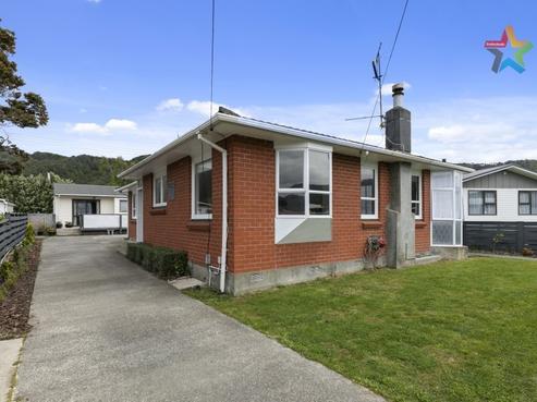 71 Karamu Crescent, Wainuiomata