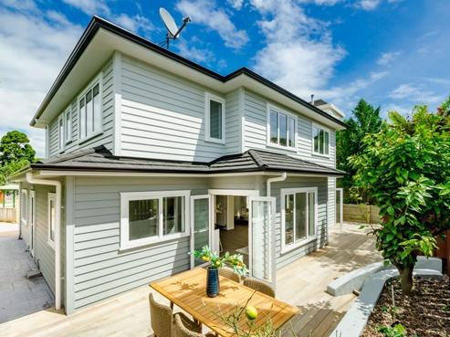 99 Matatua Road, Raumati Beach
