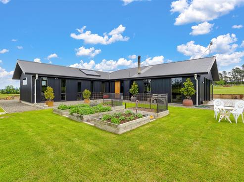 310 Mackenzies Road, Waipara