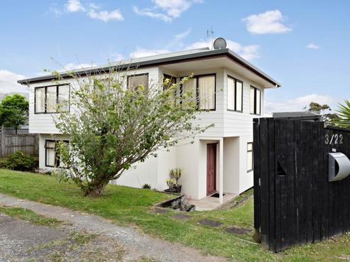 3/22 Verbena Road, Birkdale