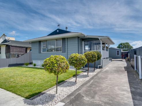 24A Ryan Crescent, Greenmeadows