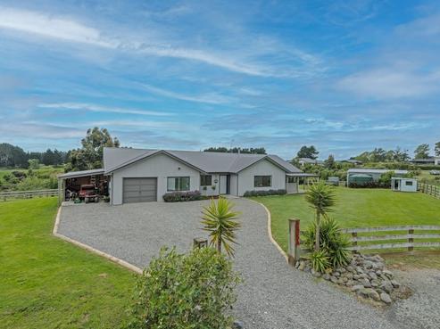 235A Watershed Road, Bunnythorpe