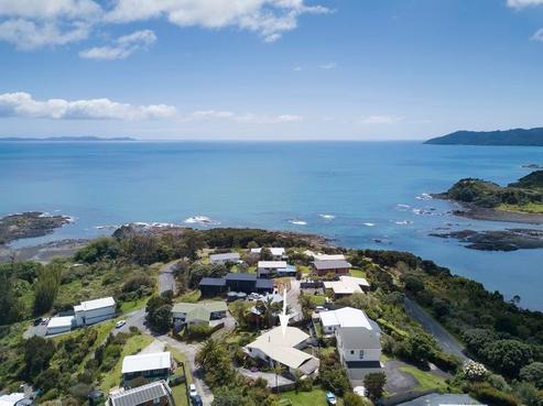 25 Powells Road, Cable Bay