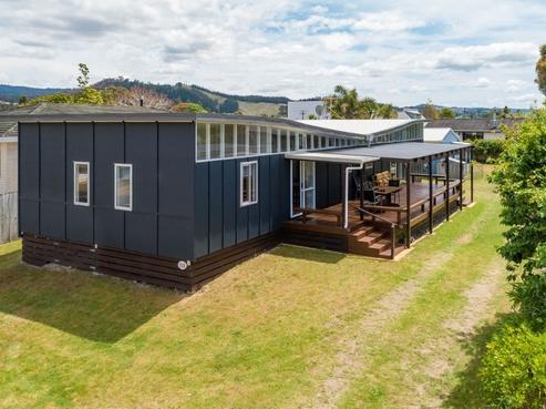 111 Papanui Road, Whangamata