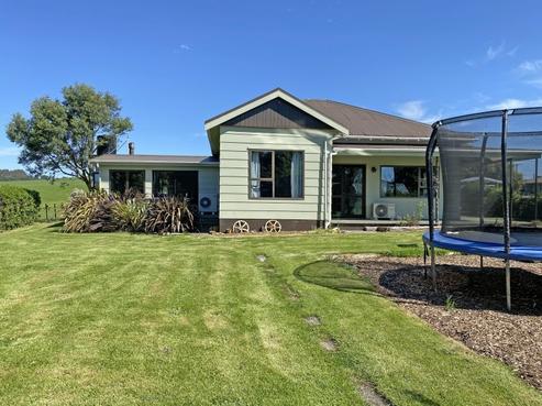13 Calder Street, Owaka