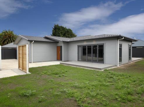 807B Outram Road, Akina