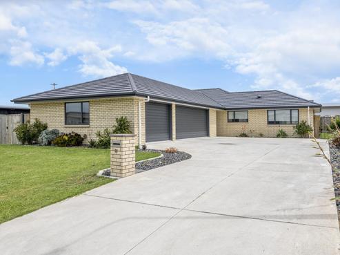 21 Forbes Road, Foxton Beach