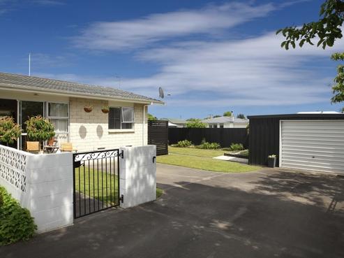 4/50 Middle Road, Havelock North