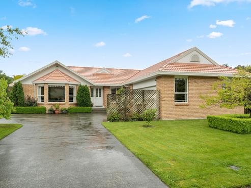 22 Mary Huse Grove, Manor Park