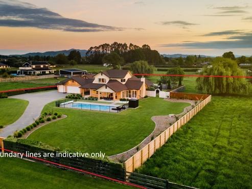 144 Grasslands Drive, Cambridge
