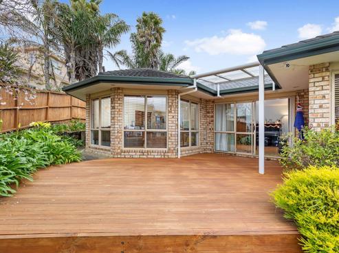 8 Maidstone Place, Oteha