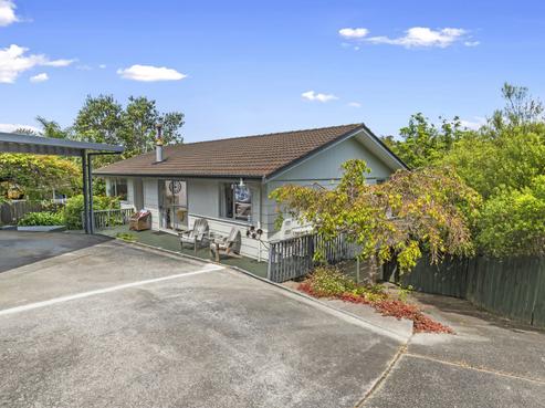 9 Sunburst Lane, Torbay
