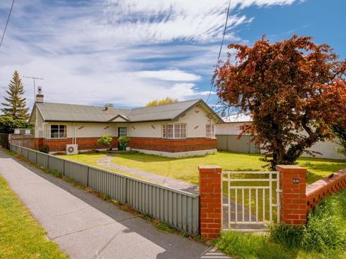 28 Brandon Street, Alexandra