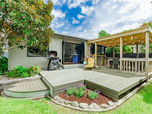 26 Eruini Street, Waikanae Beach