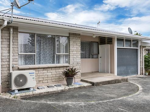 2/1 Alamein Avenue, Onerahi
