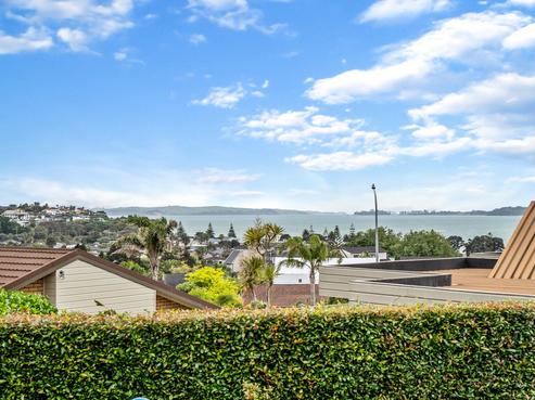 60 Oliver Road, Eastern Beach
