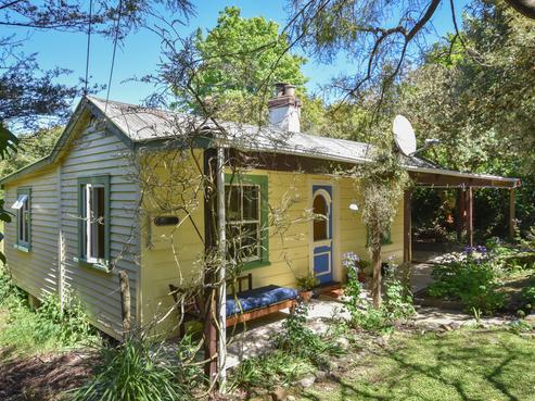 28 Ellesmere Street, Ravensbourne