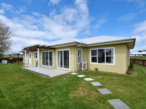 109 Lothian Crescent, Strathern