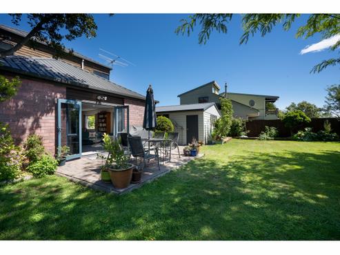 50 Laing Crescent, Heathcote Valley