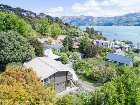 14 Armstrong Crescent, Akaroa