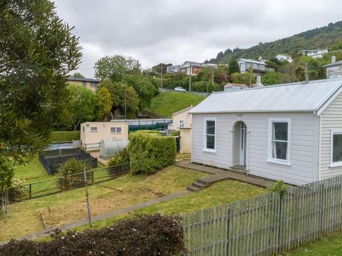 48 Totara Street, Ravensbourne