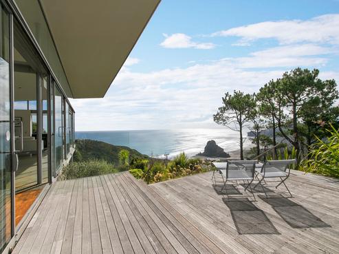 76 Piha Road, Piha