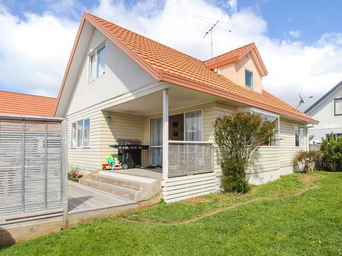 2/147 Brightside Road, Stanmore Bay
